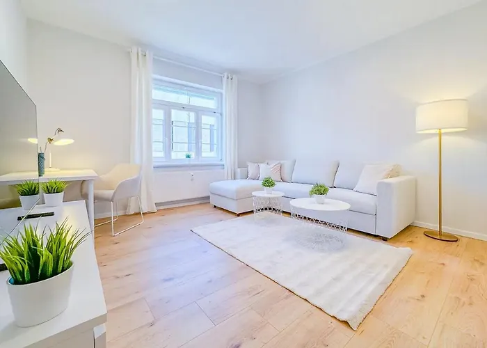 Geraeumige Stilvolle - Ihr Perfektes Zuhause Apartman *