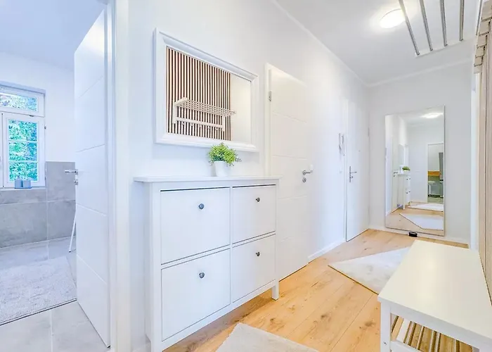 Geraeumige Stilvolle - Ihr Perfektes Zuhause Apartman