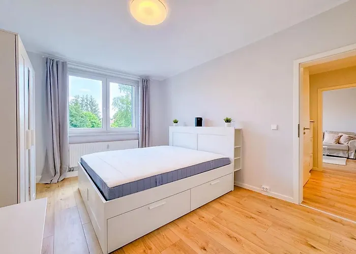 Geraeumige Stilvolle - Ihr Perfektes Zuhause Drezda