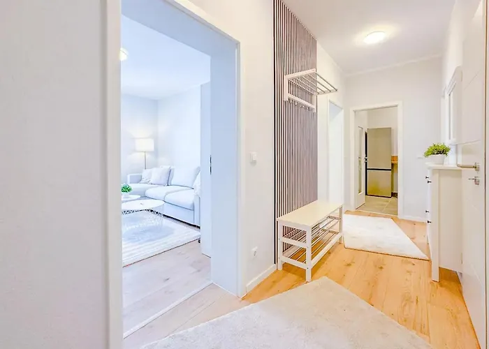 Geraeumige Stilvolle - Ihr Perfektes Zuhause