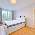 Geraeumige Stilvolle - Ihr Perfektes Zuhause Дрезден