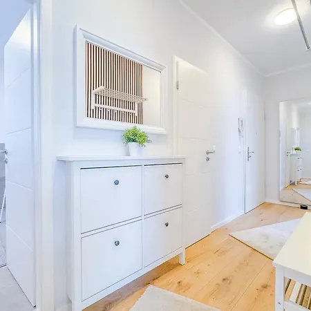 Geraeumige Stilvolle - Ihr Perfektes Zuhause 아파트